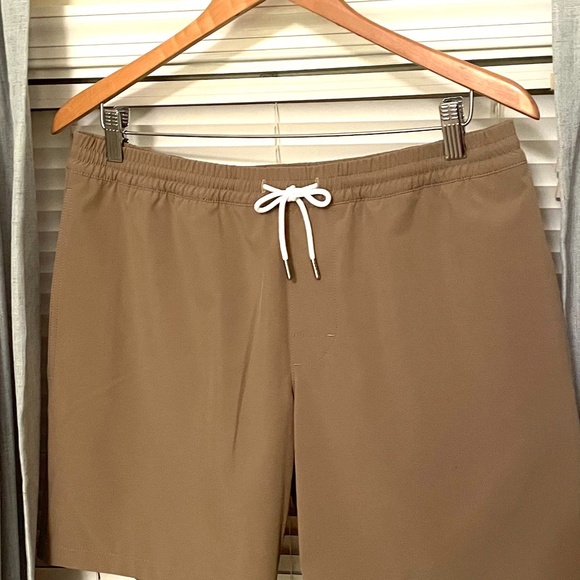 Bo Solid Swim Trunks - Brand New - NEVER WORN - SEE PICS FOR COLOR COVERT GREEN - Picture 5 of 6